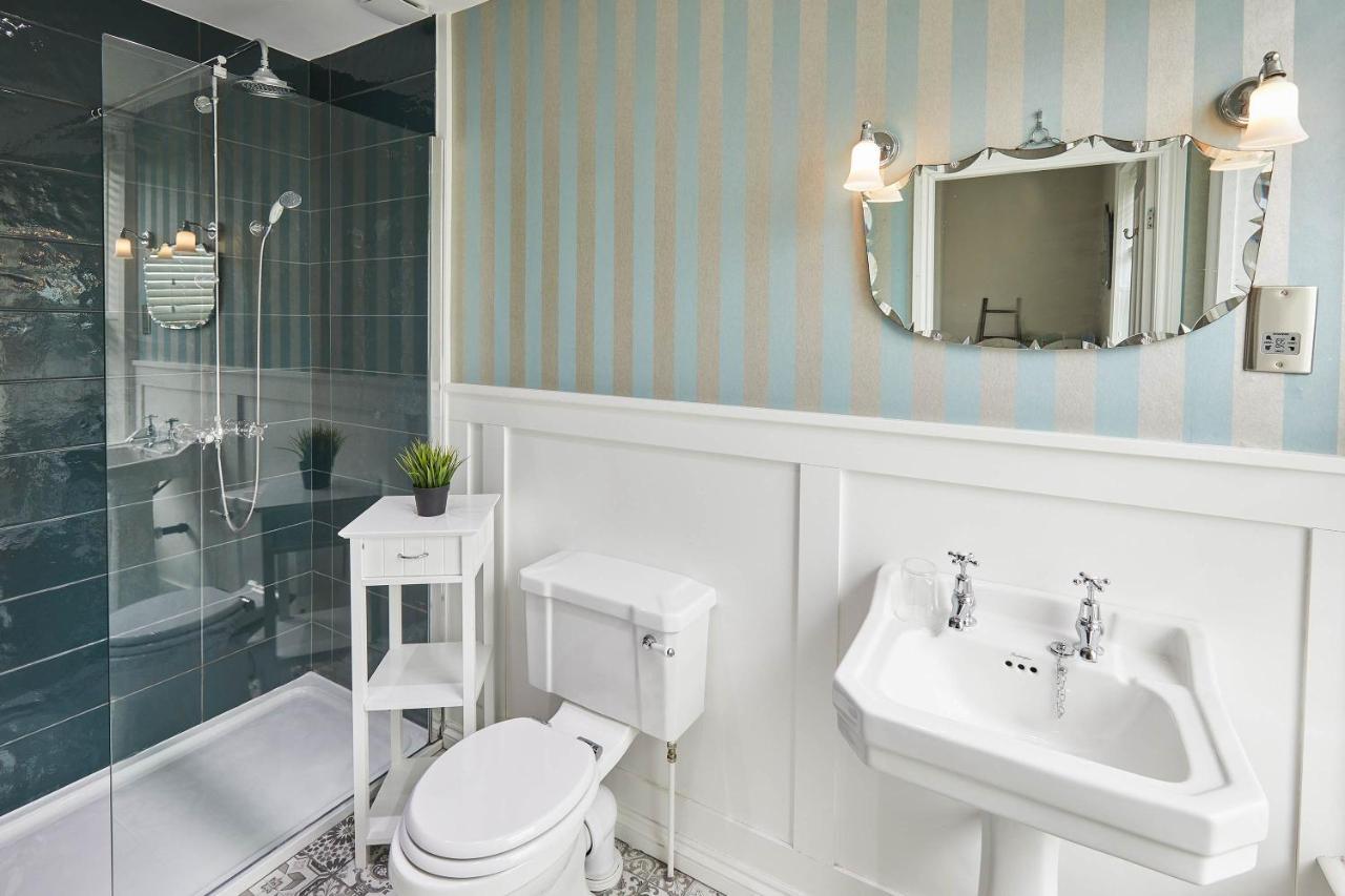 Host & Stay - One Mulgrave Place Whitby Extérieur photo